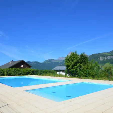 Skis Aux Pieds Avec Piscine Chauffee Et Tennis - Fr-1-505-50 شقة *